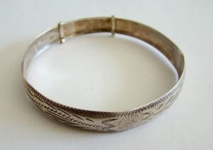 s l1600 8166.jpg