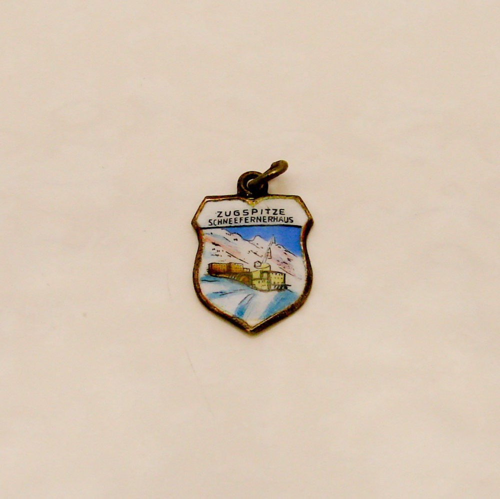 s l1600 8970.jpg s l1600 8970.jpg