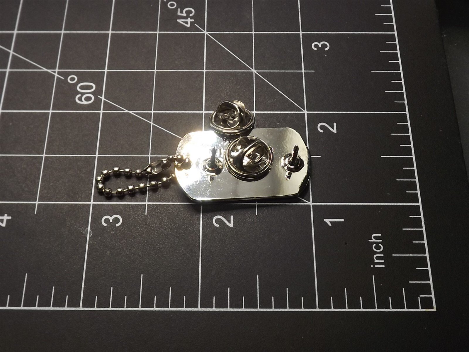 s l1600 921.jpg U.S. Air Force "Fly-Fight-Win" Dog Tag Lapel Pin – photo 4