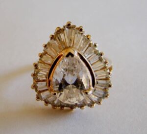 s l1600 9393.jpg