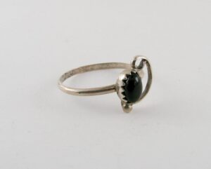s l1600 9442.jpg
